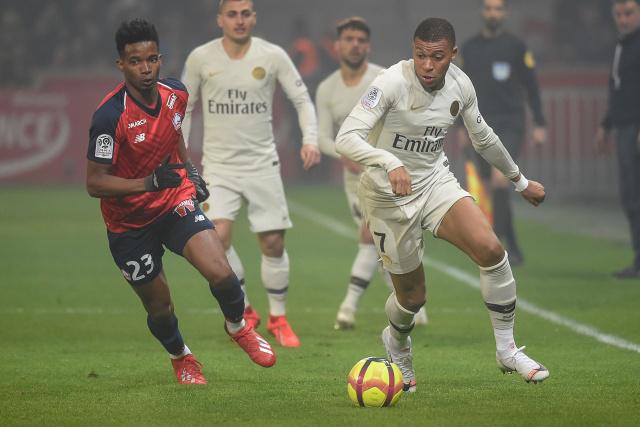 “通过乒乓球更好地了解中国”——美国青年参观乒博馆