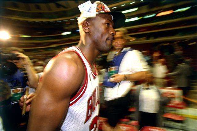 翟晓川18分首钢胜深圳 程帅澎26分浙江胜福建